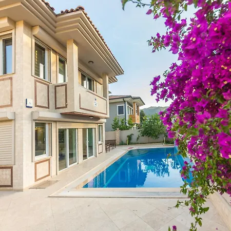 Mo Daily Weekly Icmeler Villa
