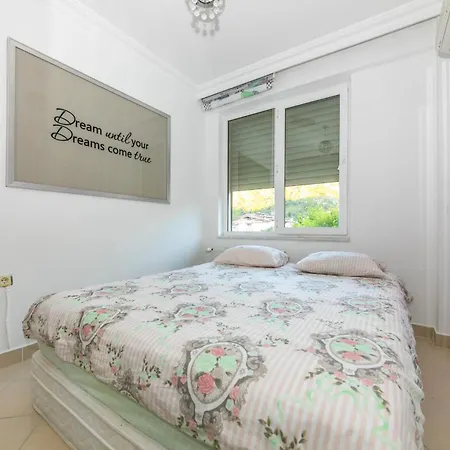 Suekran Daily Weekly Icmeler Мармарис