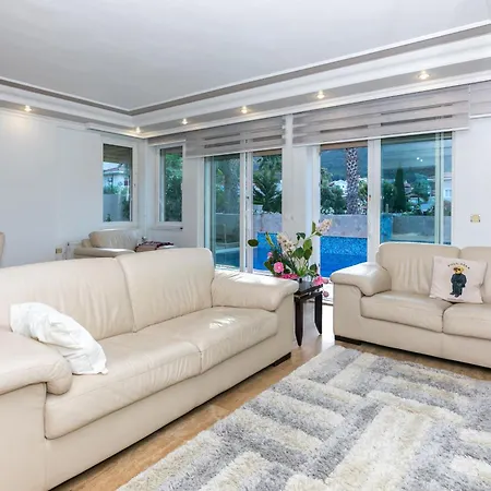 Suekran Daily Weekly Icmeler 别墅 *