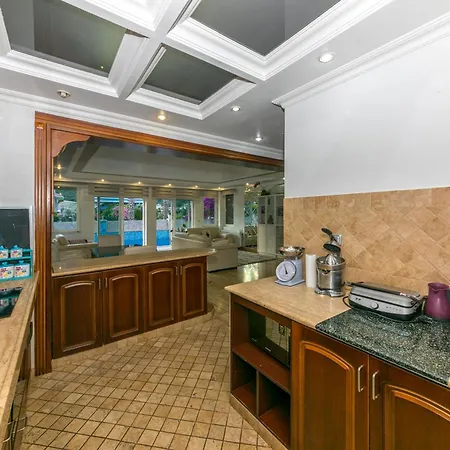 Suekran Daily Weekly Icmeler Вилла Мармарис