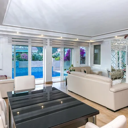 Suekran Daily Weekly Icmeler ヴィラ *